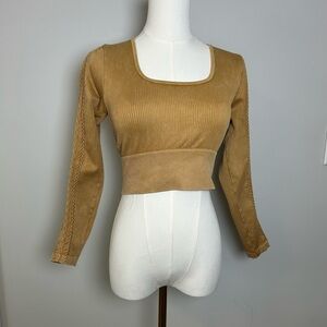 OFFLINE by Aerie ribbed cropped long sleeve top size M/M tan